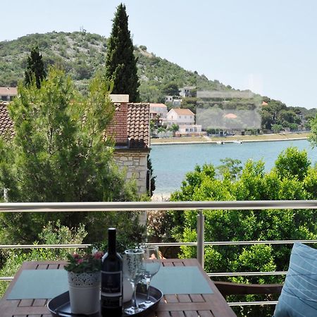 Anemos Apartman Tisno Exterior foto