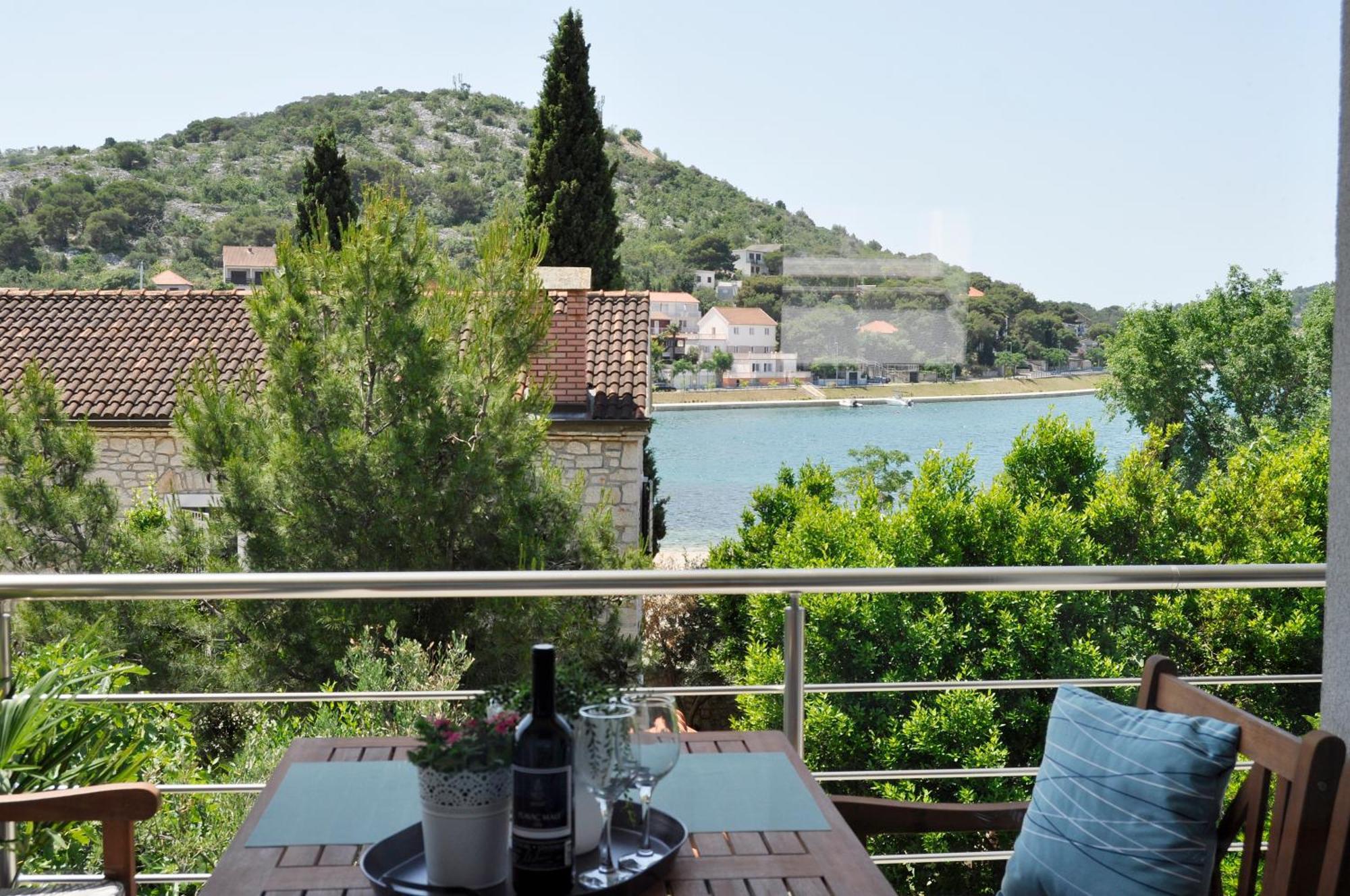 Anemos Apartman Tisno Exterior foto